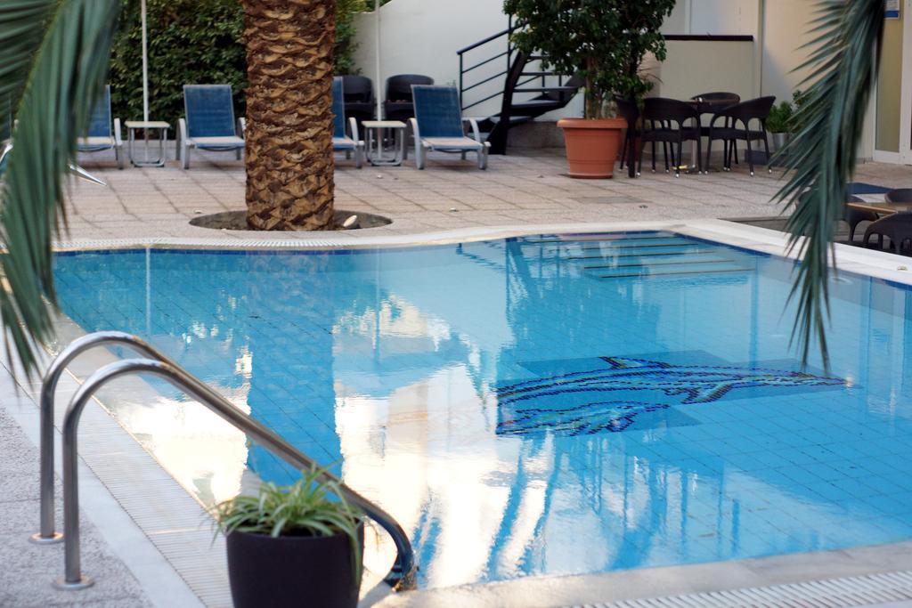 Plaza Hotel Nafpaktos エクステリア 写真
