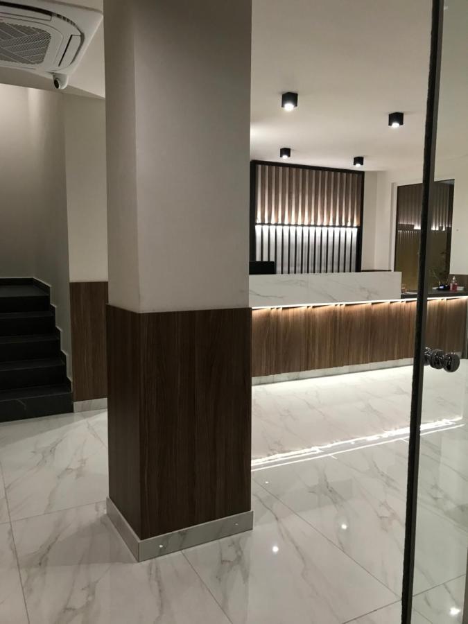 Plaza Hotel Nafpaktos エクステリア 写真