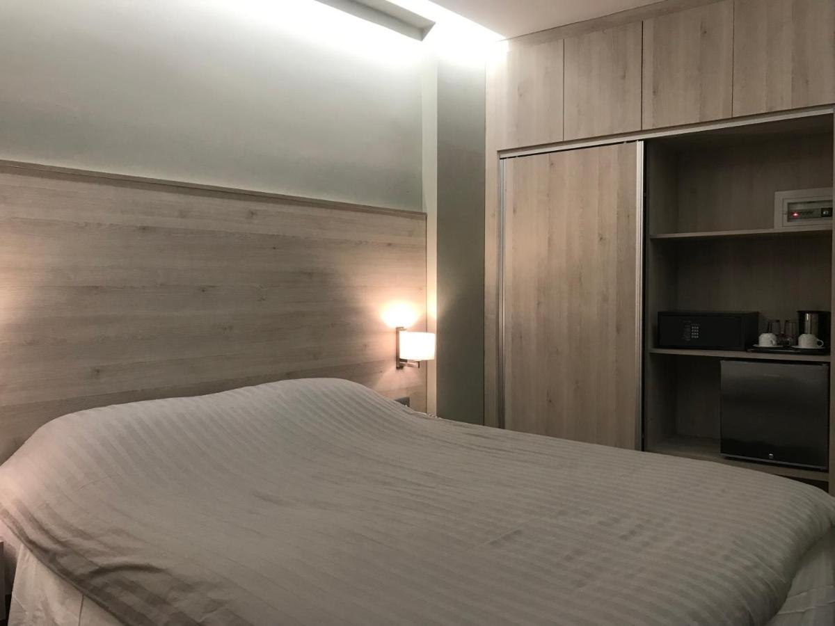 Plaza Hotel Nafpaktos エクステリア 写真